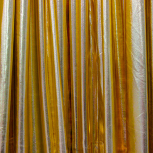 Metallic Drape - Gold