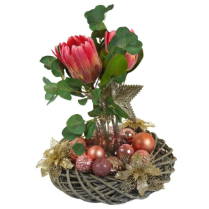christmas table centrepiece protea flowers
