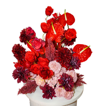 floral pink centrepiece