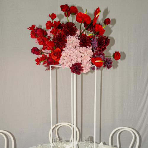 pink and red floral table centrepiece