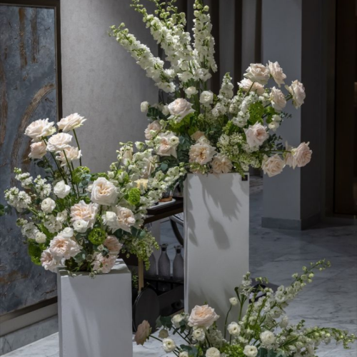 Aisle Floral Plinths 2