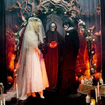 Standard Backdrop - Halloween Spooky Door