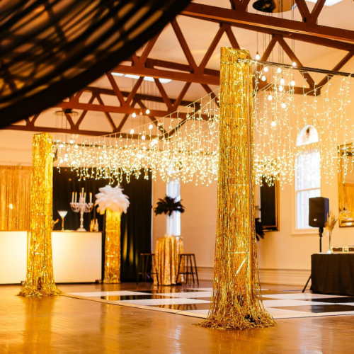 gold tinsel curtain pillars 