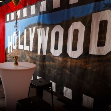 Themed Backdrops Large - Hollywood Hills 3